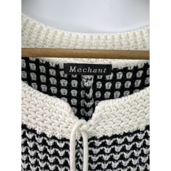Mechant Black White Chunky Knit Sweater Tunic Armholes Pockets Drawstring OSFM - Picture 3 of 10